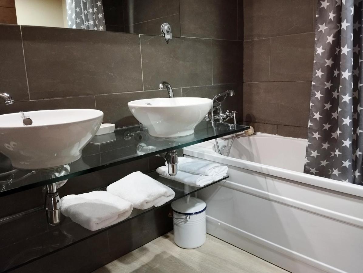 Apartament Santa Anna Apartment มองต์บลังก์ ภายนอก รูปภาพ